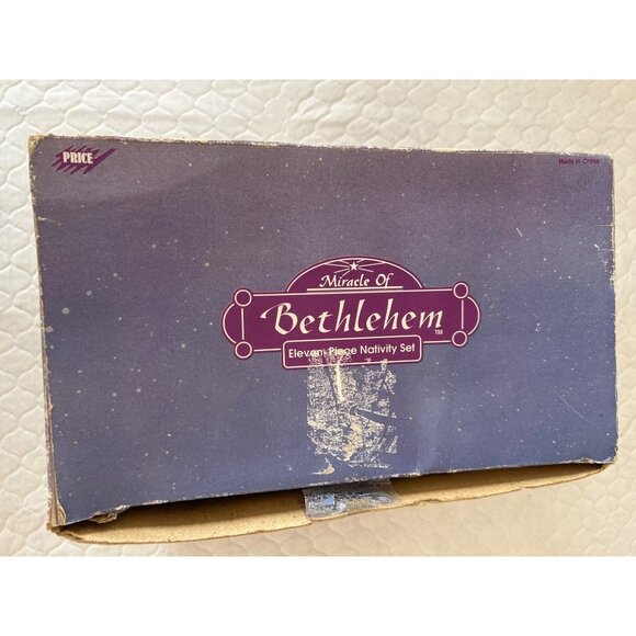 Vintage 90s Miracle of Bethlehem Hand-Painted Porcelain Nativity Set Wood Manger - Picture 5 of 11